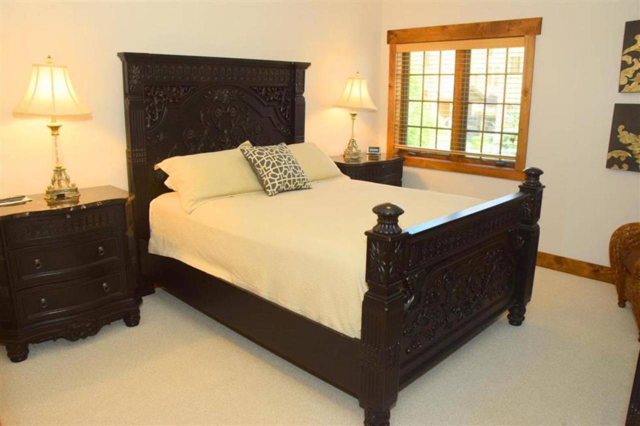 Seven Springs Resort 4*